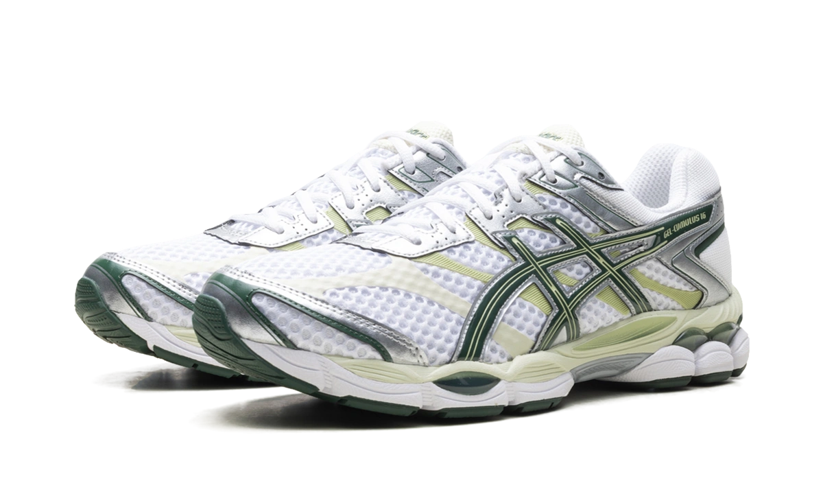 ASICS Gel-Cumulus 16 White Forest Night - Image 1
