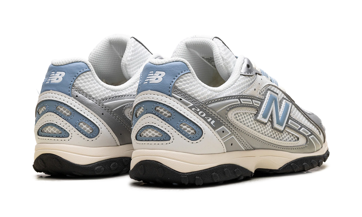 New Balance 204L Silver Metallic Sky - Image 2