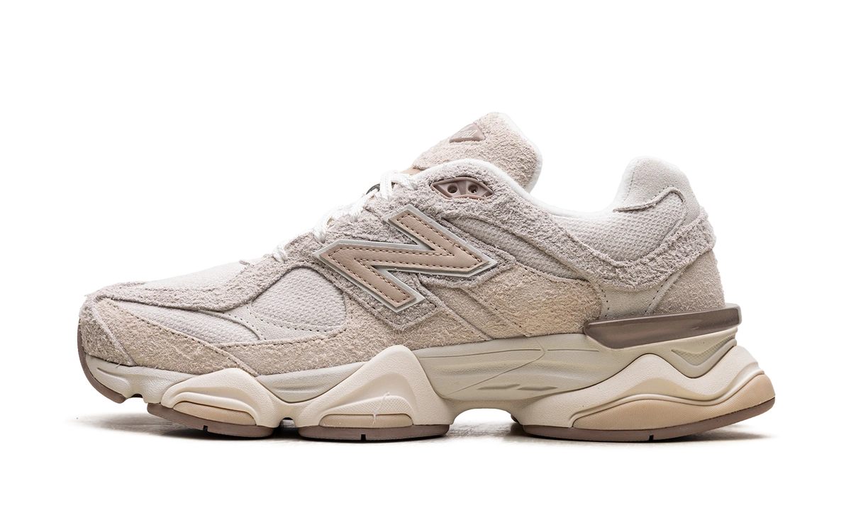 New Balance 9060 Bisque Sea Salt product photo