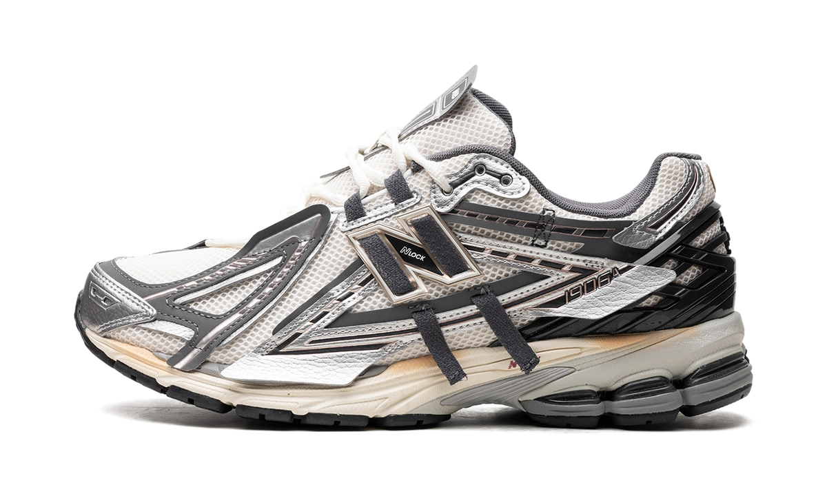 New Balance 1906A Silver Metallic Castlerock productfoto