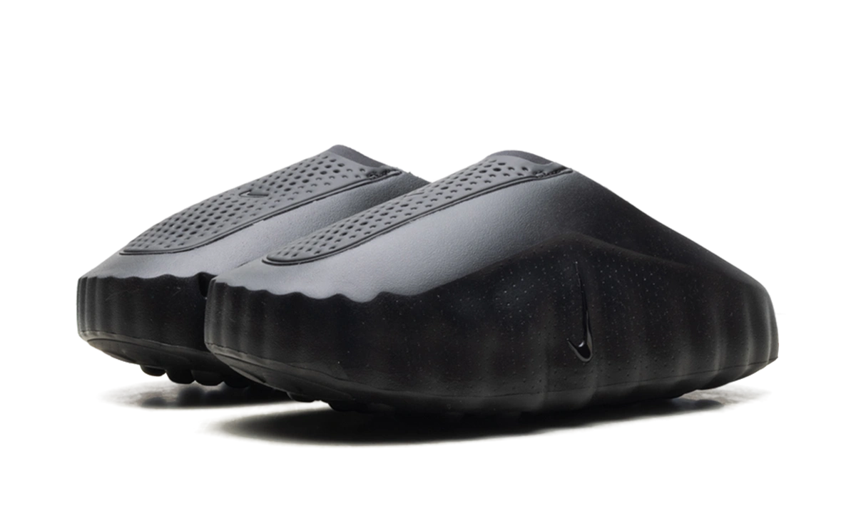 Nike Mind 001 Slide Triple Black - Image 1