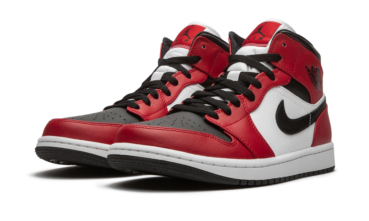 Jordan 1 Mid Chicago Toe - Image 2