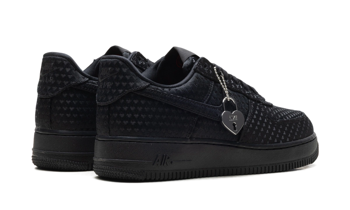 Nike Air Force 1 Low Valentine's Day Triple Black (2026) (W) - Image 2