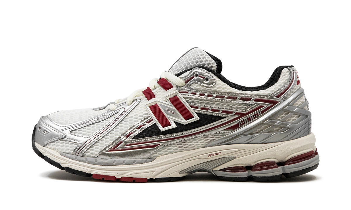 New Balance 1906R Silver Classic Crimson Produktfoto