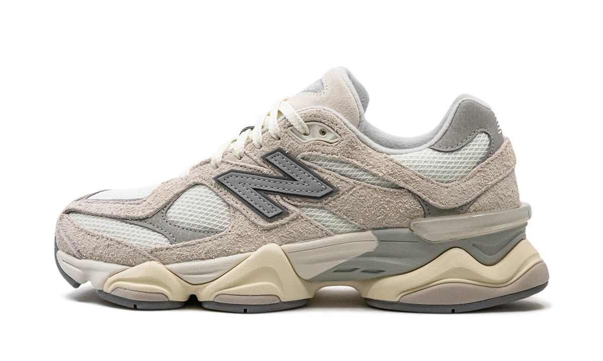 Foto del prodotto New Balance 9060 Moonbeam Sea Salt
