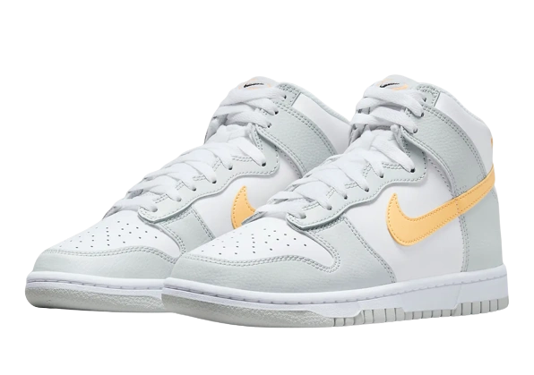 Nike Dunk High (W) - Image 1
