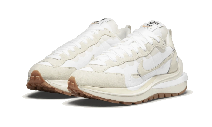 Nike Vaporwaffle Sacai Sail Gum - Image 2