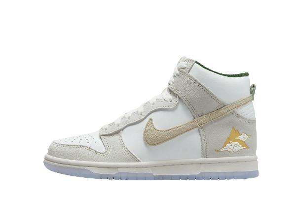 Nike Dunk High Gold Mountain (GS) product photo