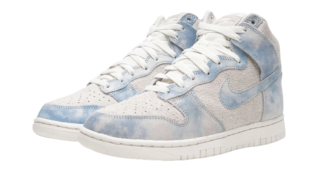 Nike Dunk High SE Clouds Celestine Blue (W) - Image 1