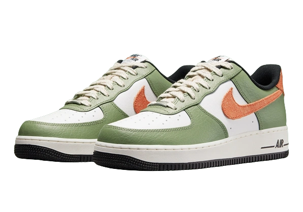 Nike Air Force 1 Low - Image 1