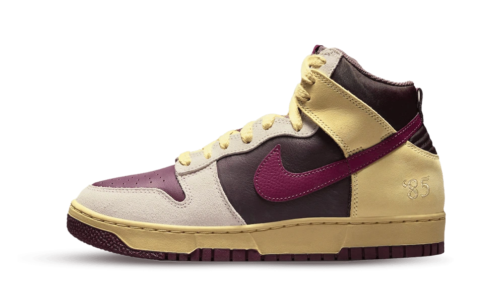 Nike Dunk High 1985 Valentine's Day (2023) (W) product photo