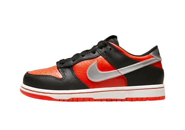 Nike Dunk Low SE Martian (PS) product photo