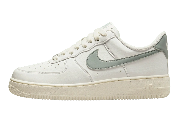 Foto del prodotto Nike Air Force 1 '07 Next Nature 'Mica Green'