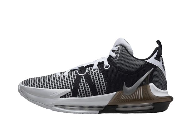 Nike LeBron Witness 7 product photo