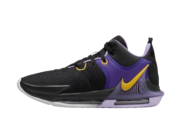 Nike LeBron Witness 7 product photo