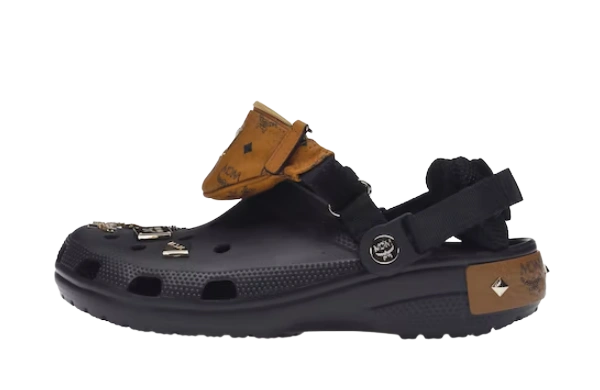 Foto del prodotto Crocs Classic Clog MCM Visetos Belt Bag Black Cognac Gold