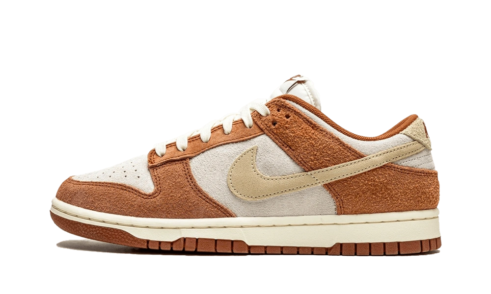 Nike Dunk Low Medium Curry product photo