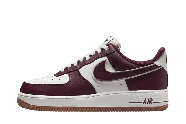 Nike Air Force 1 Low College Pack Night Maroon productfoto