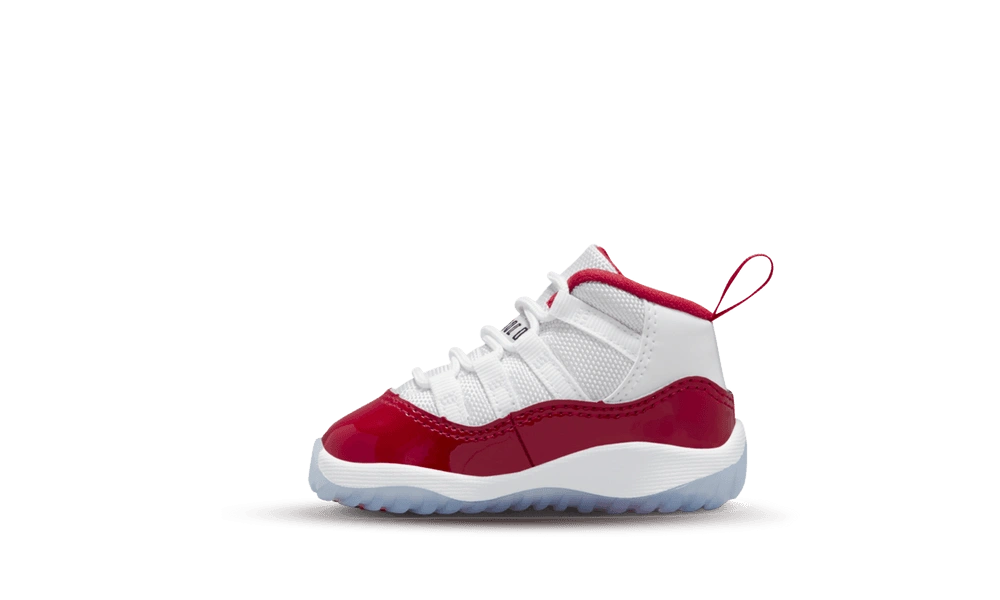Jordan 11 Retro Cherry (2022) (TD) productfoto