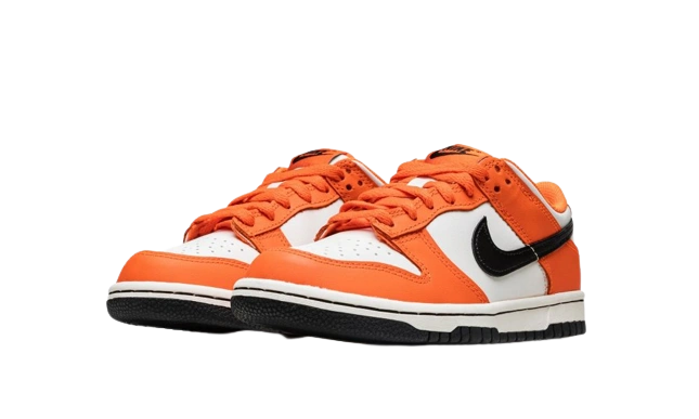 Nike Dunk Low Halloween (2022) (GS) - Image 2