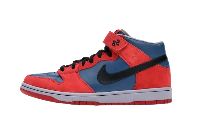 Nike SB Dunk Mid Spider Man Produktfoto