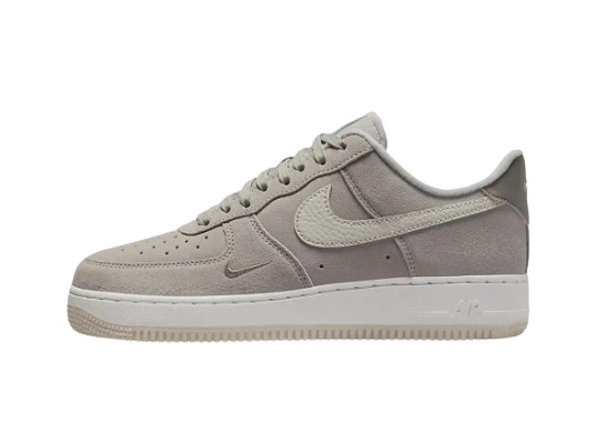 Foto del prodotto Nike Air Force 1 Low '07 'Moon Fossil'