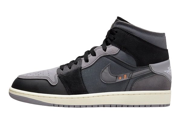 Foto del prodotto Jordan 1 Mid Craft Inside Out Black