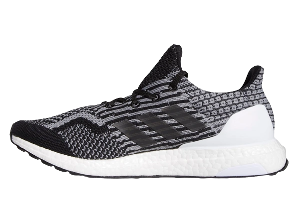 Adidas UltraBoost 5.0 Uncaged DNA Oreo productfoto