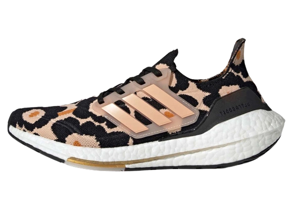 Adidas Ultra Boost 21 Marimekko Unikko (W) productfoto