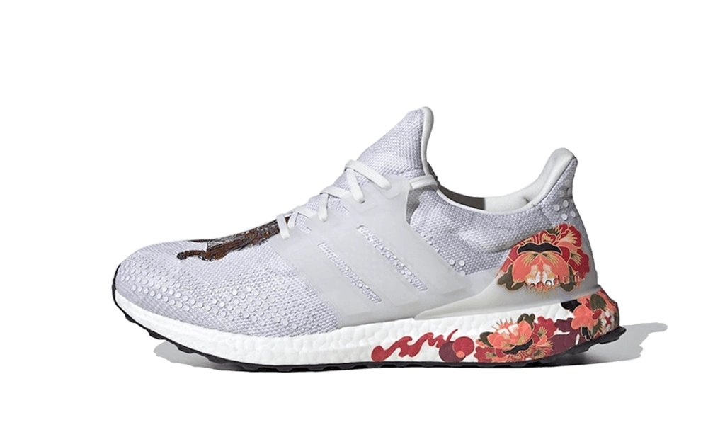 Adidas Ultra Boost DNA Chinese New Year White (2020) productfoto