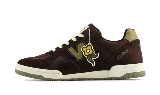 Foto del prodotto New Balance Numeric 600 x Krooked 'Brown'