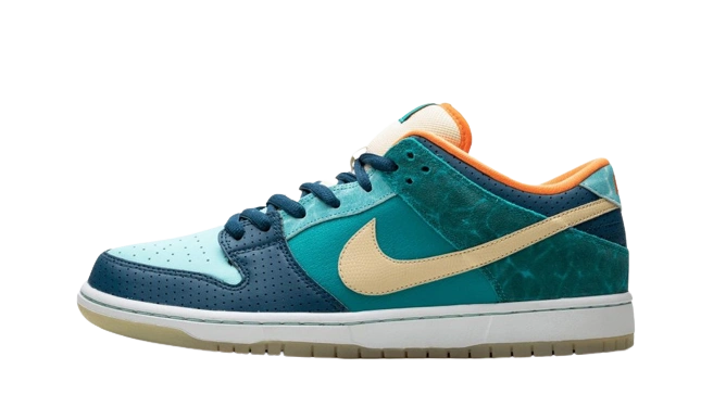 Nike SB Dunk Low MIA Skate Shop Produktfoto