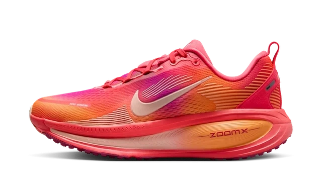 Nike Vomero 18 SESunset (W) Produktfoto