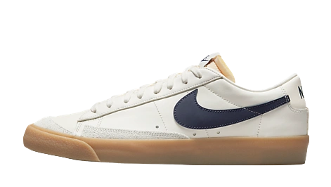Nike Blazer Low 77 Vintage Sail Navy Gum Produktfoto