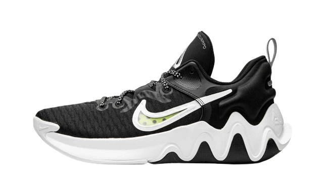 Nike Giannis Immortality Black White Produktfoto