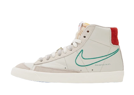 Nike Blazer Mid 77 SE First Use Light Bone (W) Produktfoto