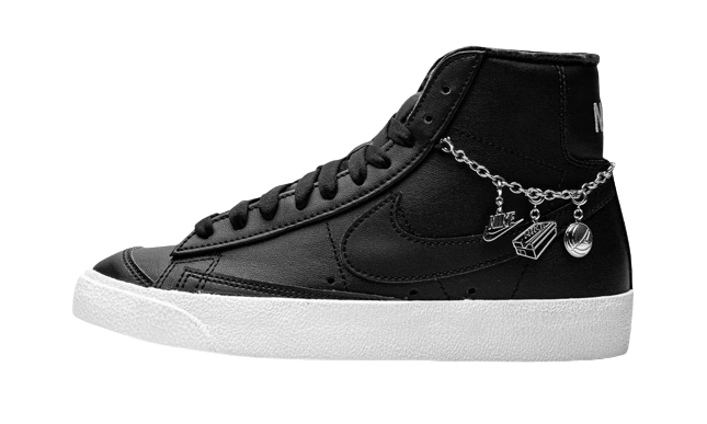 Photo du produit Nike Blazer Mid LX Black Pendants (W)