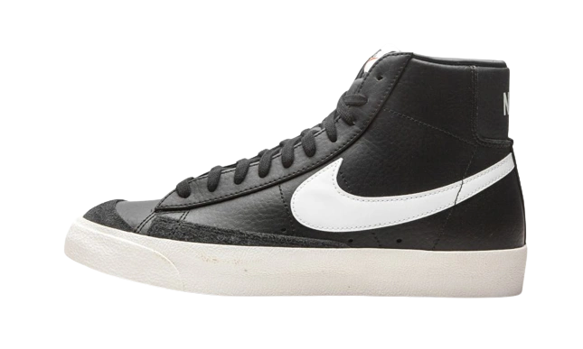 Photo du produit Nike Blazer Mid 77 Vintage Black Sail