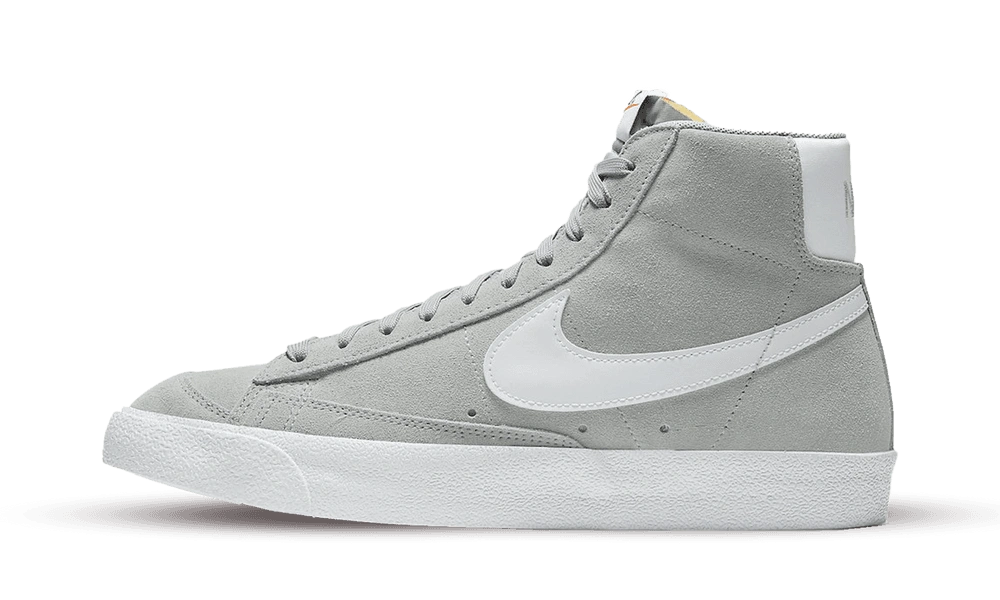 Photo du produit Nike Blazer Mid 77 Light Smoke Grey