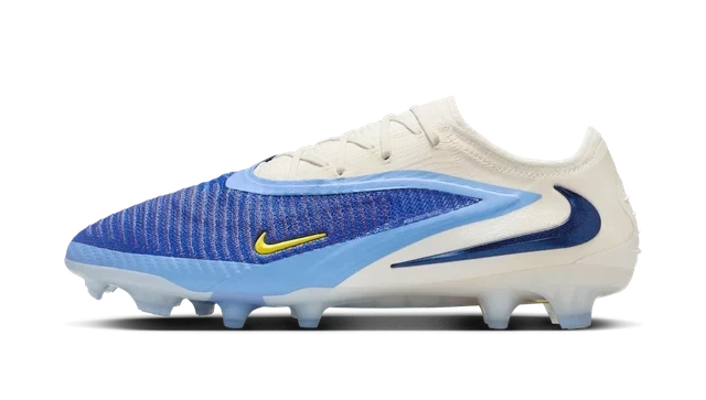 Nike Phantom 6 Low Elite FG Fear Nothing Pack Produktfoto