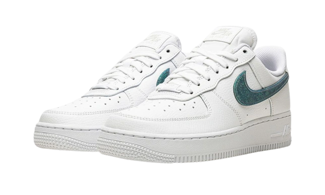 Nike Air Force 1 Low Glitter Swoosh Green (W) - Image 1