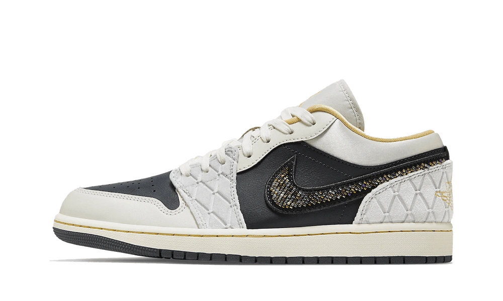 Photo du produit Jordan 1 Low Beaded Swoosh