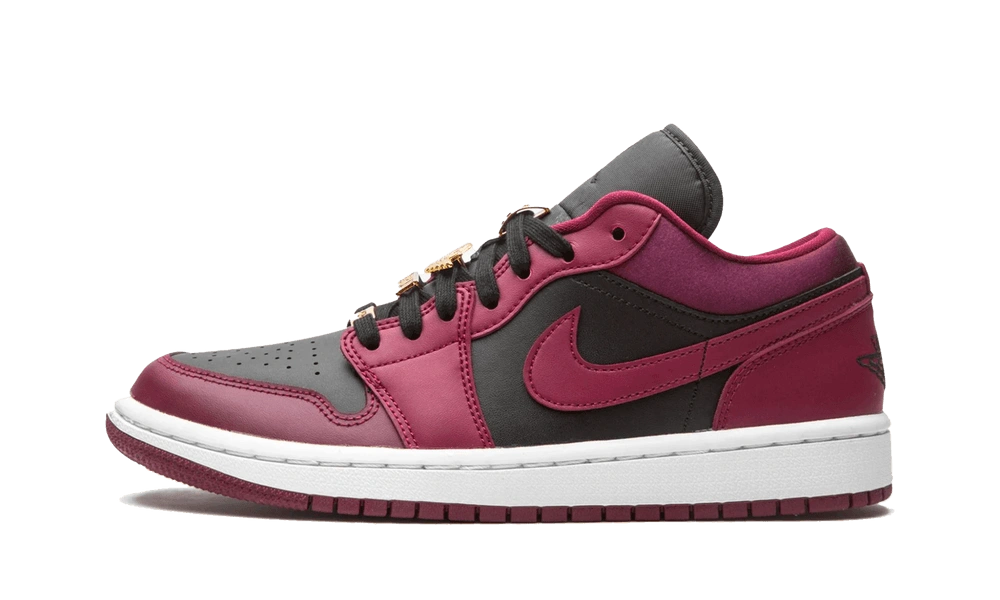 Photo du produit Jordan 1 Low Dark Beetroot Black (W)