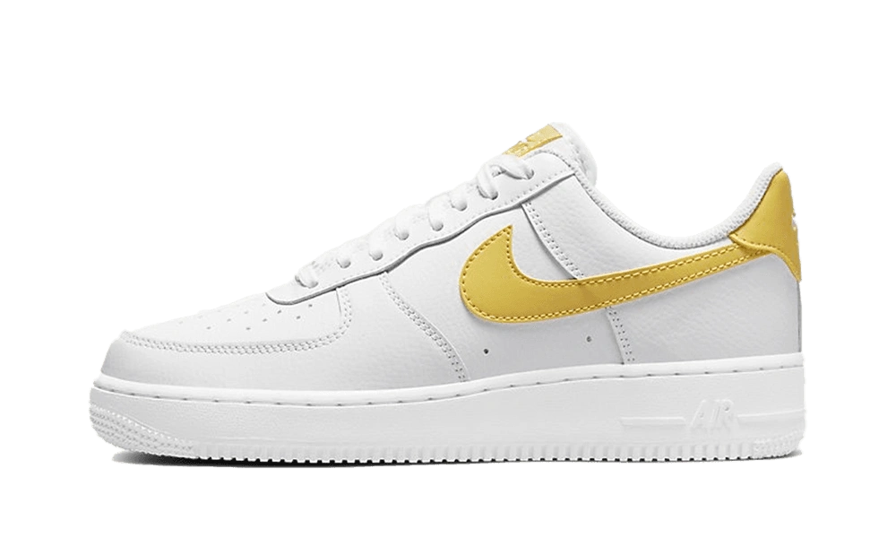 Foto del prodotto Nike Air Force 1 '07 White Saturn Gold White White (W)