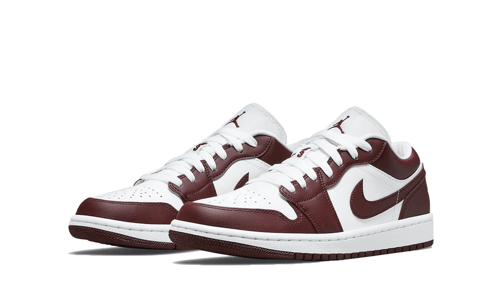 Jordan 1 Low Team Red (W) - Image 2