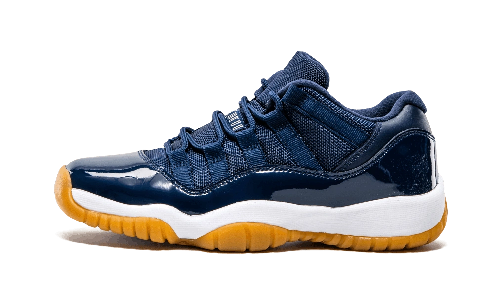 Jordan 11 Retro Low Midnight Navy (GS) productfoto