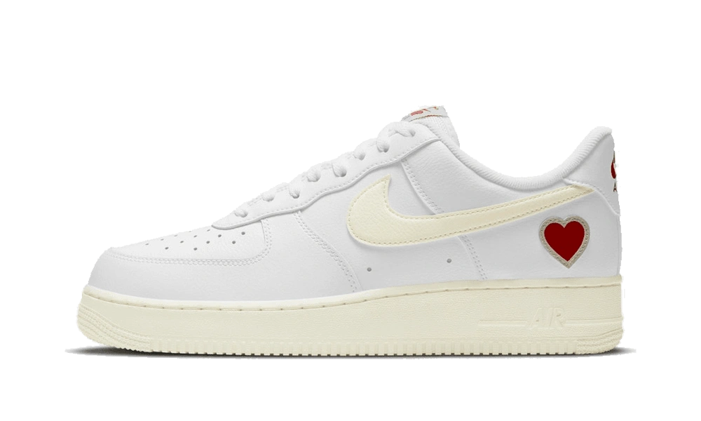 Photo du produit Nike Air Force 1 Low Valentine's Day (2021)