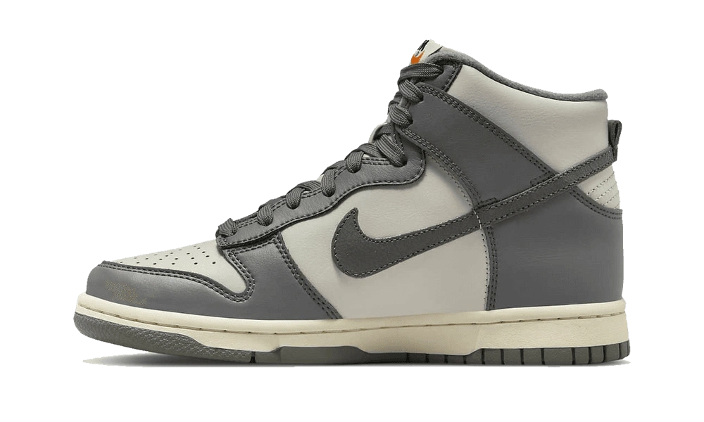 Nike Dunk High Vintage Light Bone Grey product photo
