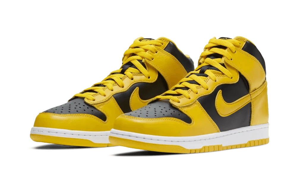 Nike Dunk High Varsity Maize - Image 1