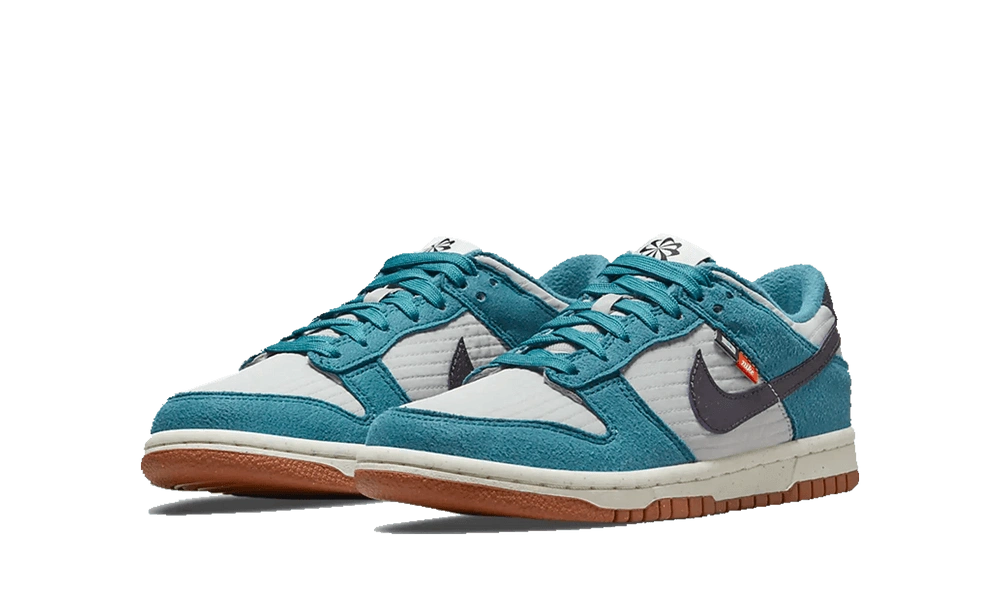 Nike Dunk Low SE Toasty Rift Blue (GS) - Image 1
